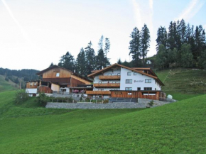 Two-Bedroom ApartmentPoschhof, Kaunerberg, Österreich